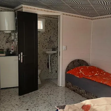 דירות מישקולץ Viktoria Vendeghaz מראה חיצוני תמונה